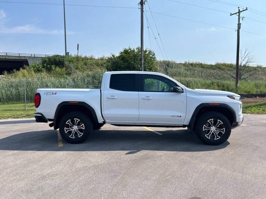 2024 GMC Canyon AT4
