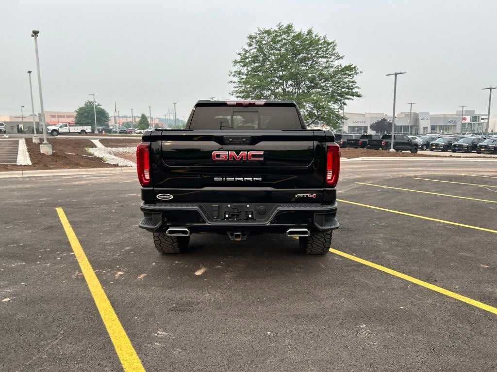 2024 GMC Sierra 1500 AT4