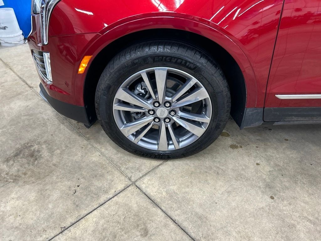 2025 Cadillac XT5 Premium Luxury