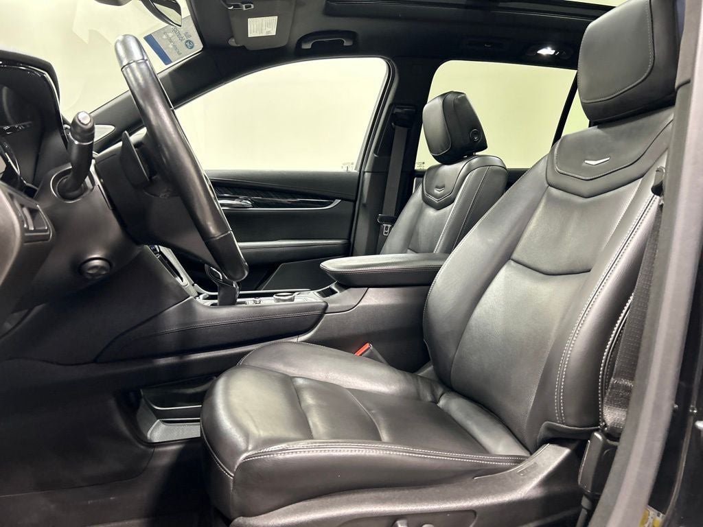 2022 Cadillac XT6 Premium Luxury