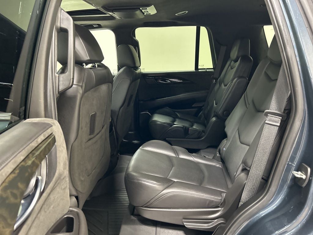 2020 Cadillac Escalade Platinum Edition