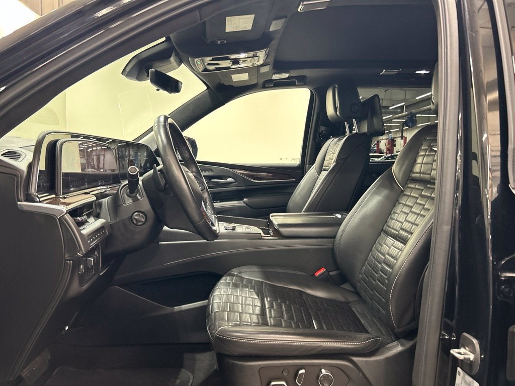 2022 Cadillac Escalade Premium Luxury Platinum