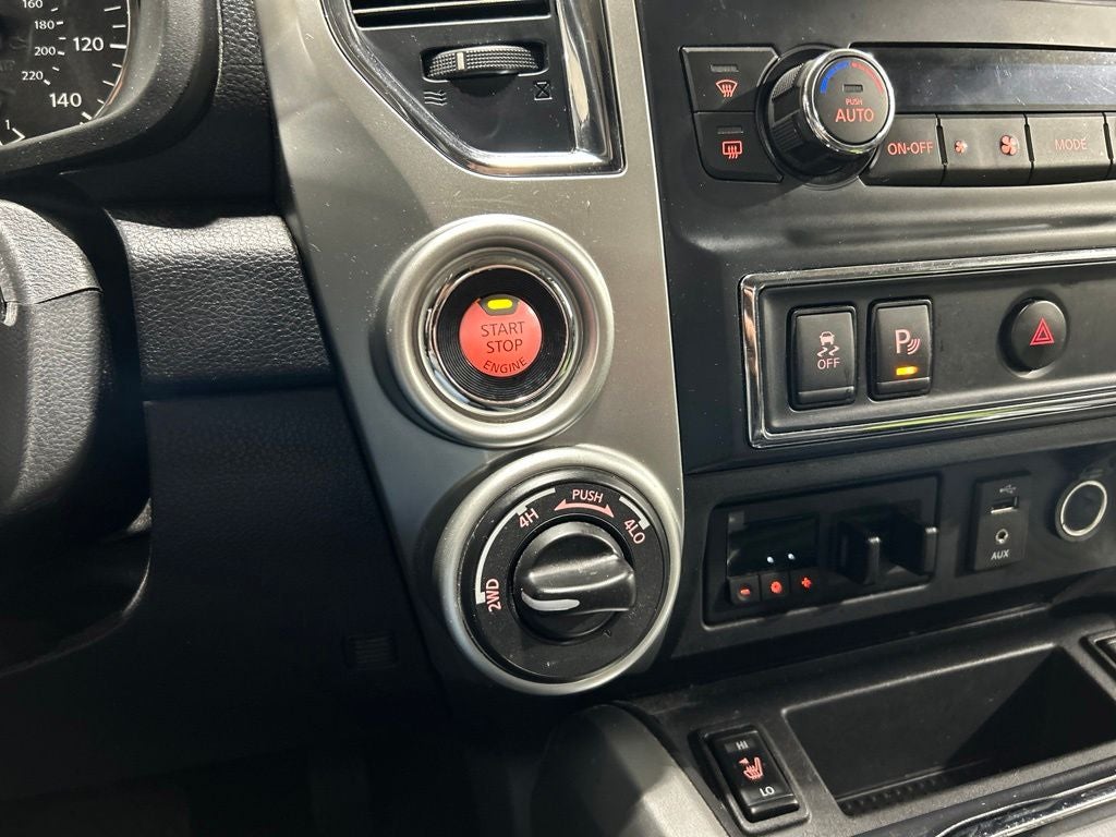 2017 Nissan Titan SV