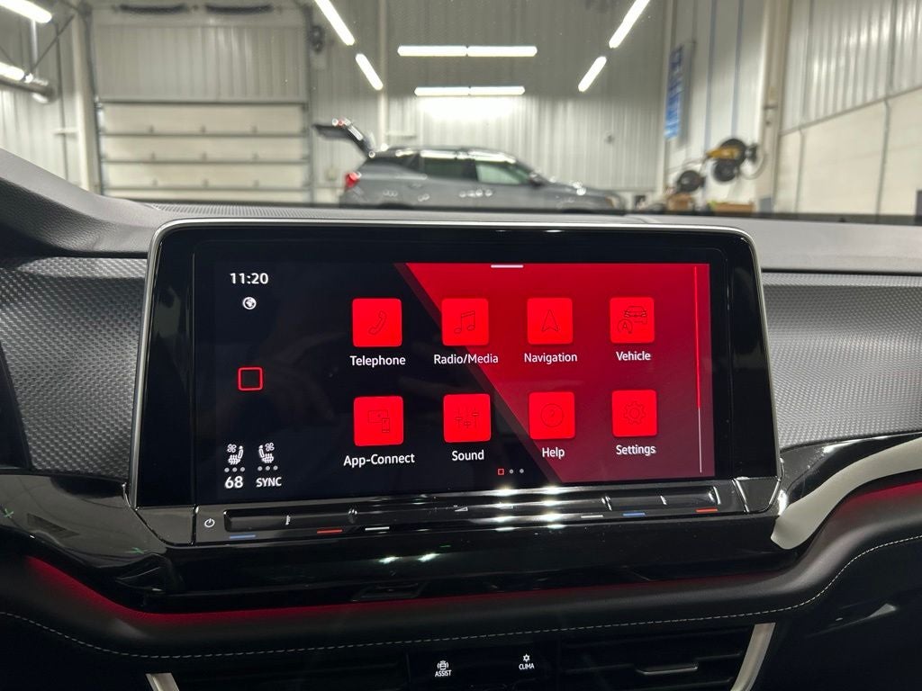 2025 Volkswagen Atlas Cross Sport 2.0T SEL Premium R-Line