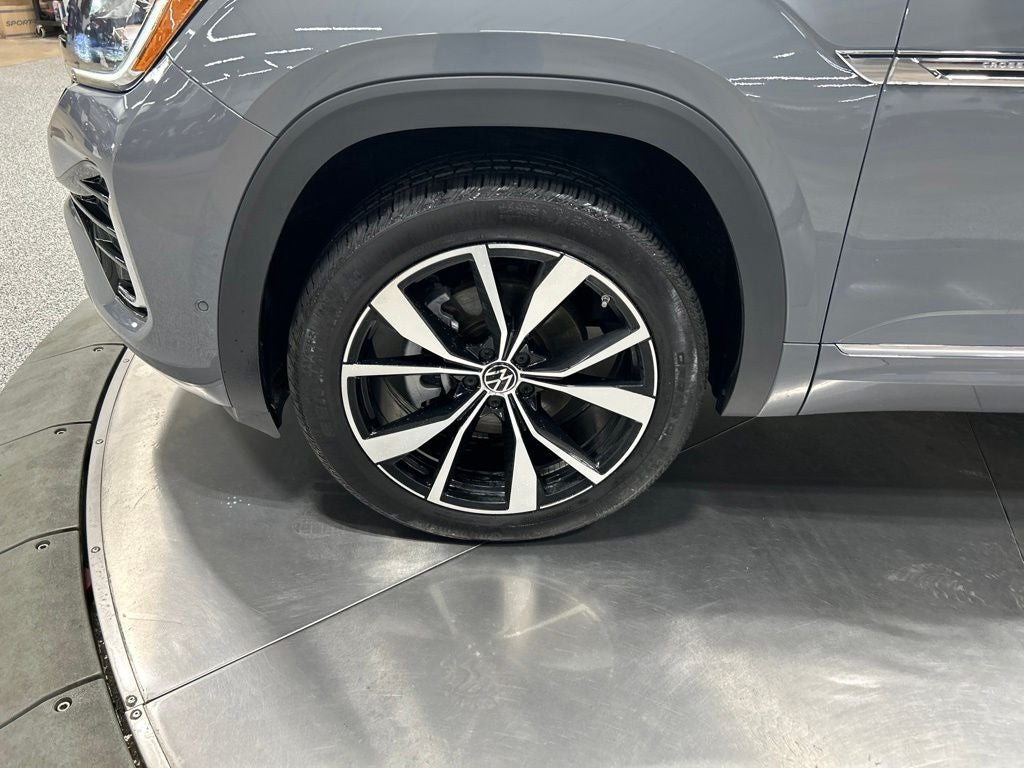2025 Volkswagen Atlas Cross Sport 2.0T SEL Premium R-Line