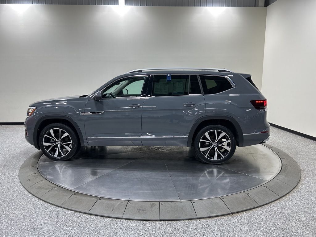 2025 Volkswagen Atlas 2.0T SEL Premium R-Line