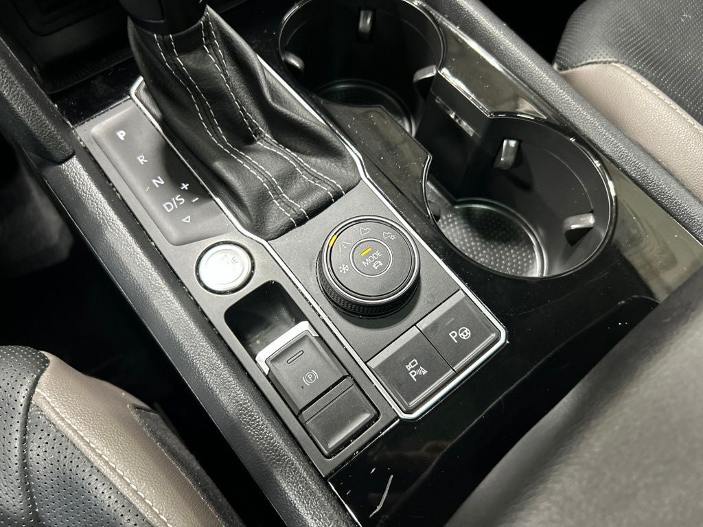 2022 Volkswagen Atlas 3.6L V6 SEL Premium R-Line