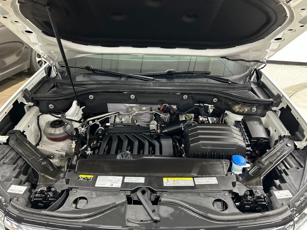 2022 Volkswagen Atlas 3.6L V6 SEL Premium R-Line