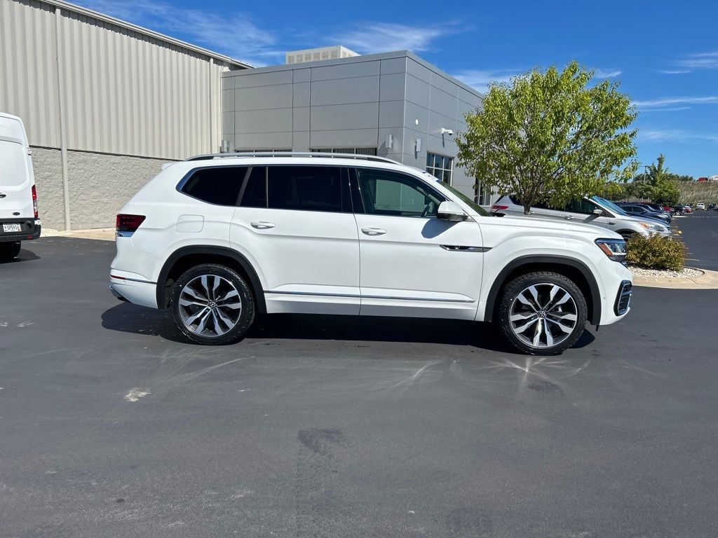 2022 Volkswagen Atlas 3.6L V6 SEL Premium R-Line