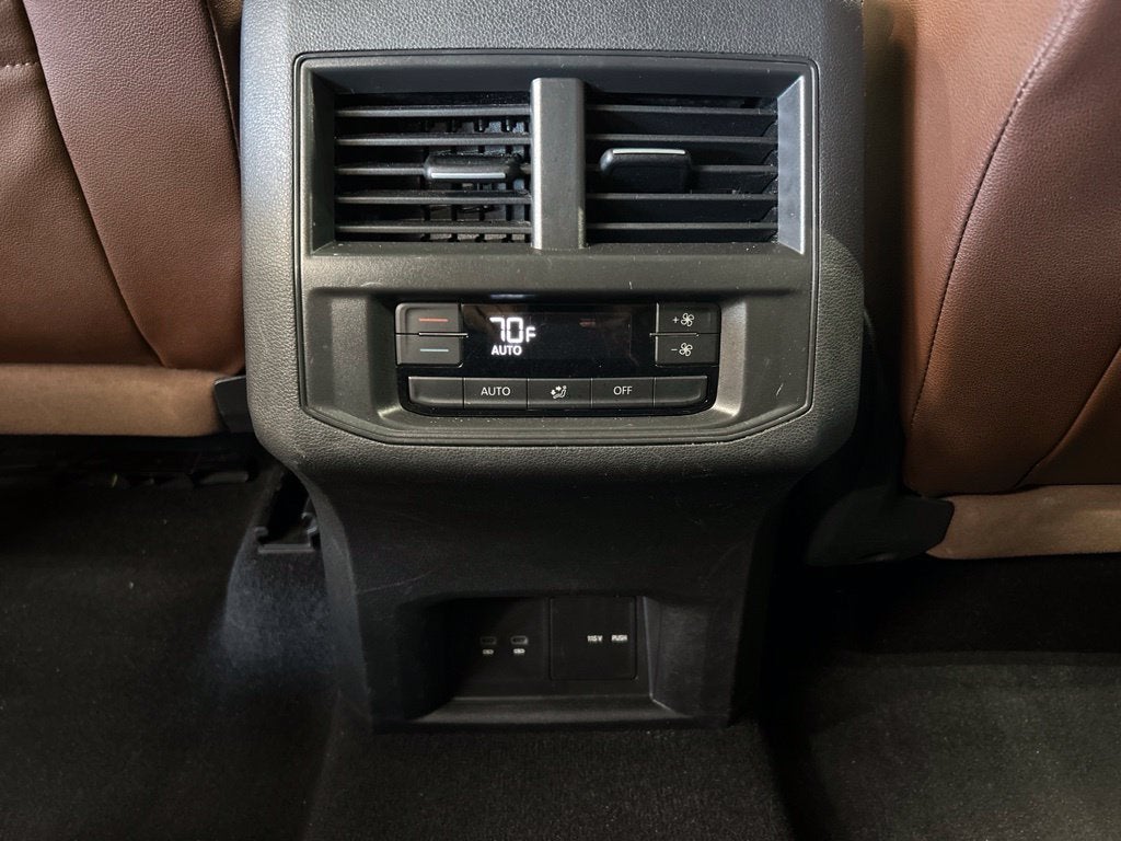 2021 Volkswagen Atlas 3.6L V6 SE w/Technology R-Line