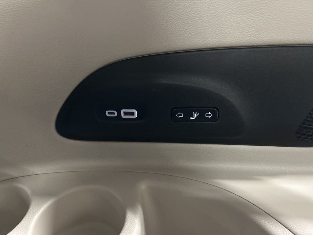 2021 Chrysler Pacifica Limited