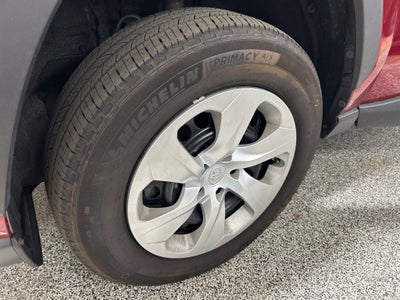 2021 Toyota RAV4 LE