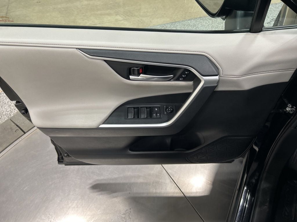 2023 Toyota RAV4 Limited