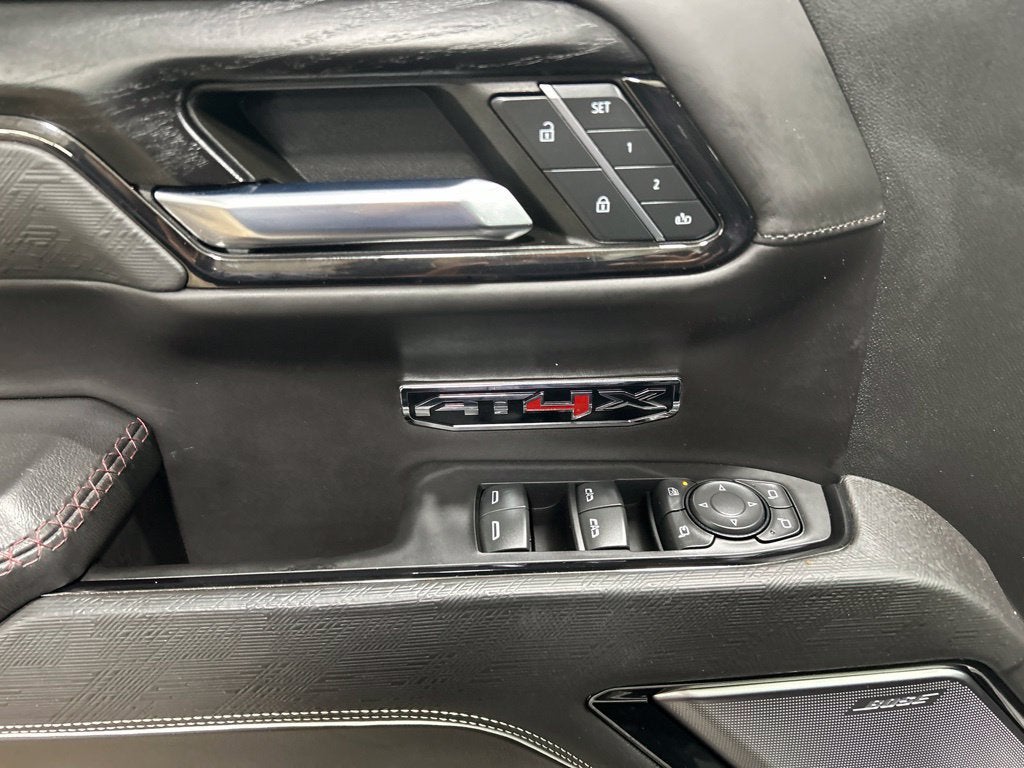 2023 GMC Sierra 1500 AT4X