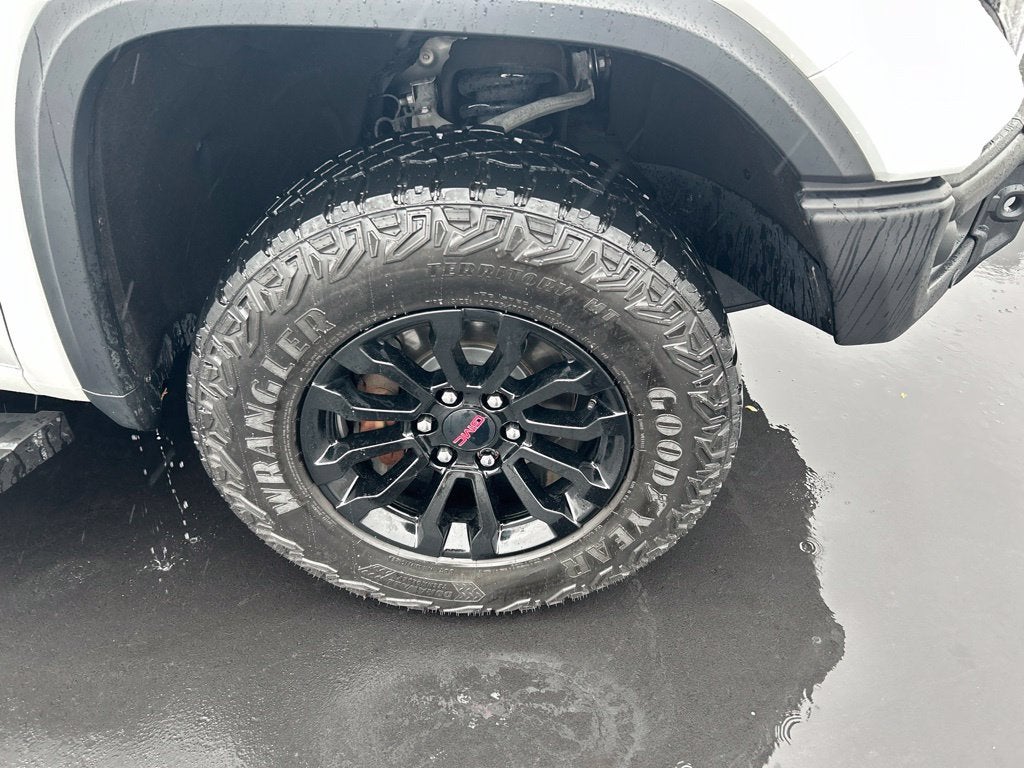 2023 GMC Sierra 1500 AT4X