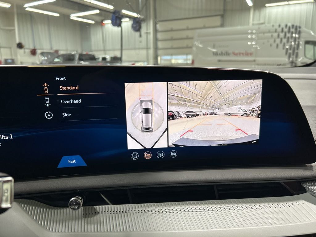 2025 Cadillac OPTIQ Luxury 2 EV