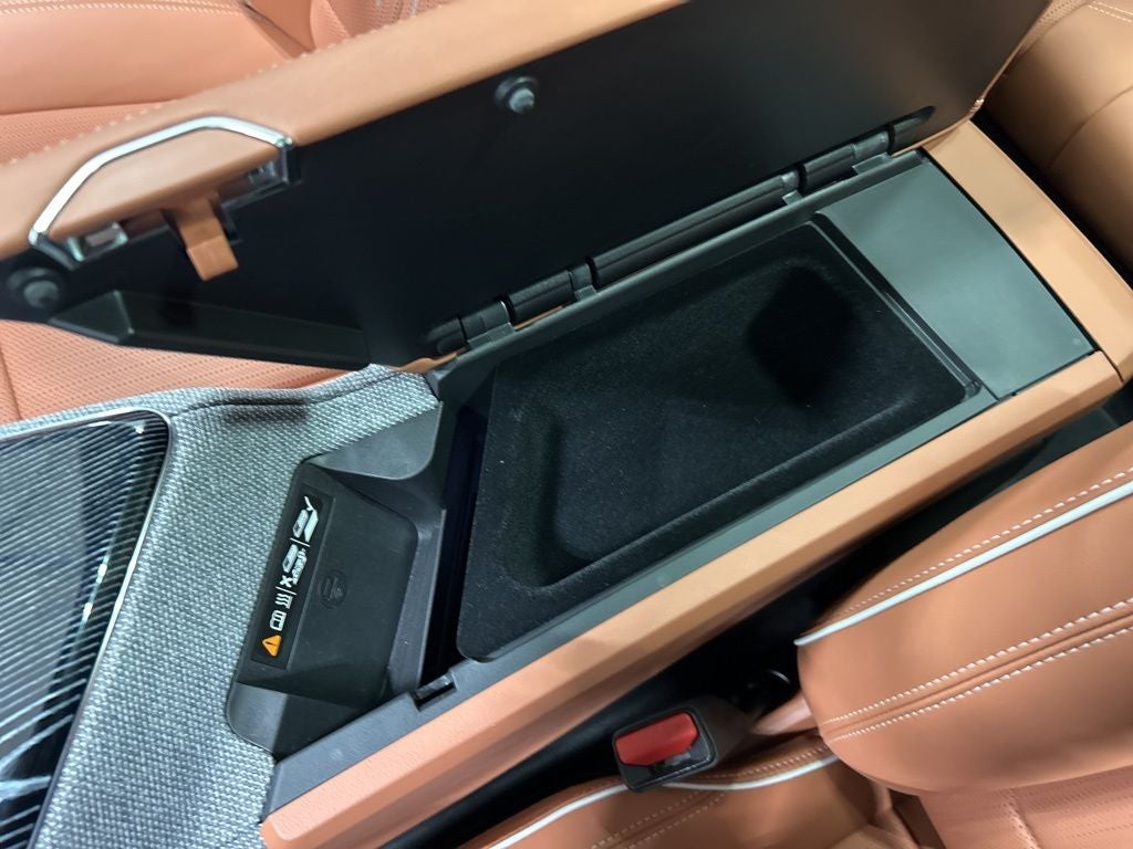 2025 Cadillac OPTIQ Luxury 2 EV