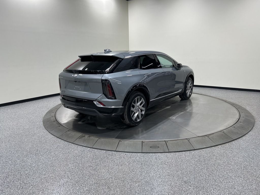 2025 Cadillac OPTIQ Luxury 2 EV