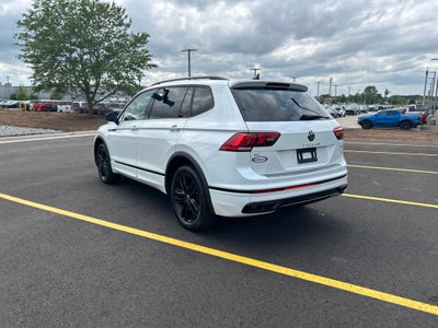 2022 Volkswagen Tiguan 2.0T SE R-Line Black