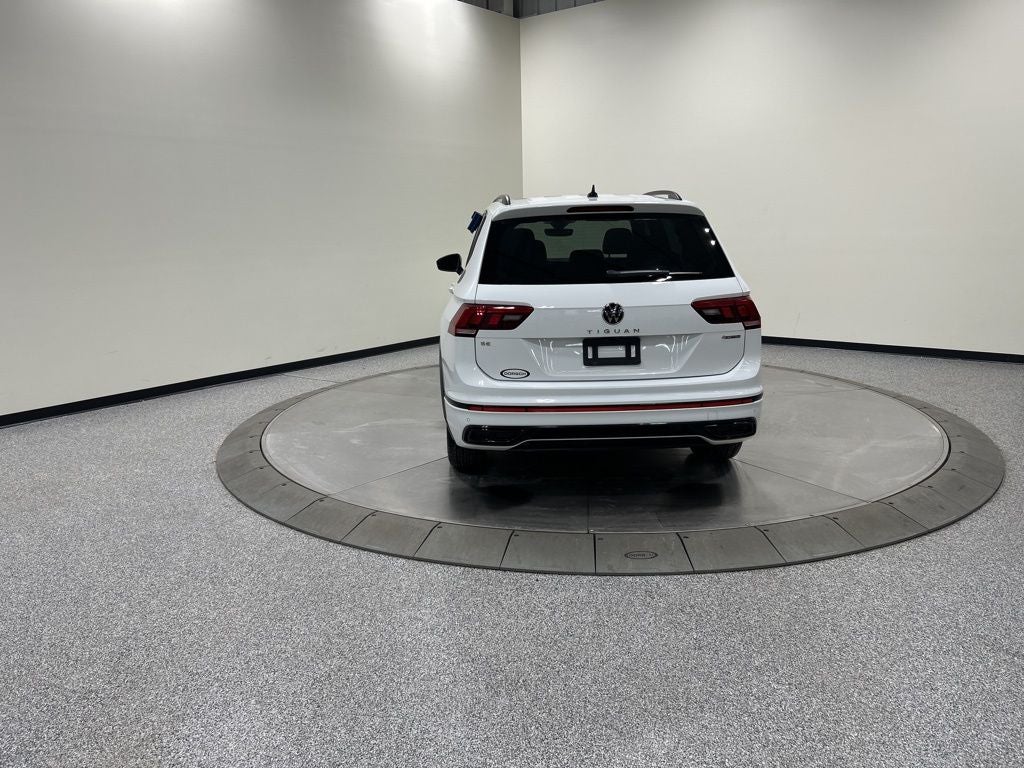 2022 Volkswagen Tiguan 2.0T SE R-Line Black