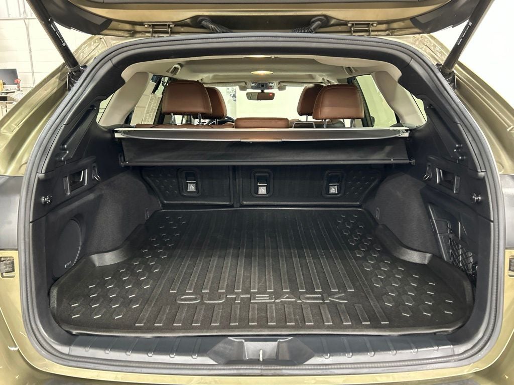 2020 Subaru Outback Touring XT
