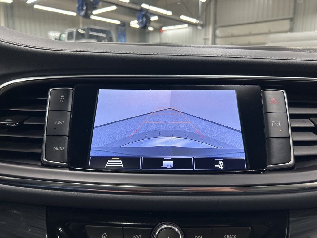 2021 Buick Enclave Essence