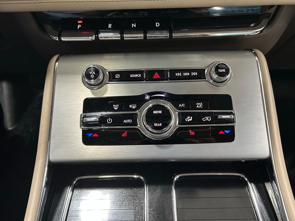2023 Lincoln Aviator Standard