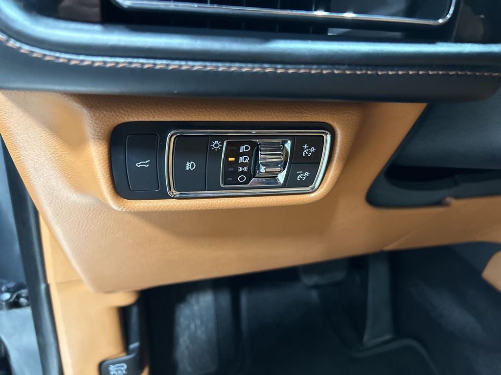 2021 Lincoln Aviator Black Label