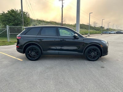 2025 Lincoln Corsair Premiere