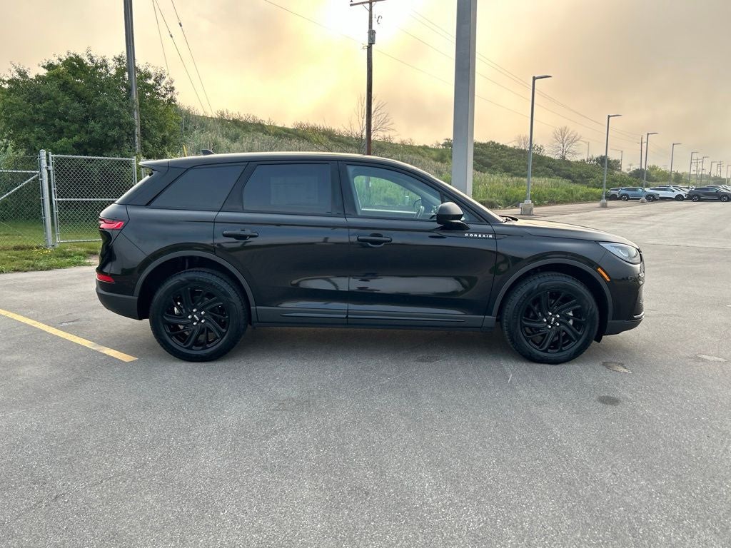 2025 Lincoln Corsair Premiere