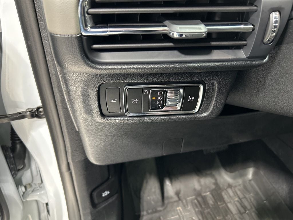 2025 Lincoln Corsair Premiere