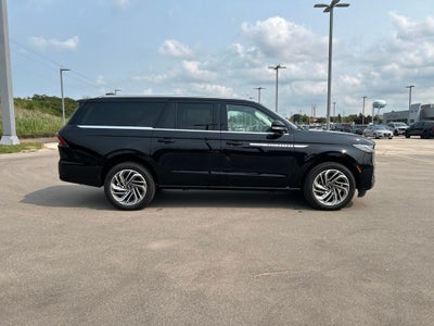 2026 Lincoln Navigator L Reserve