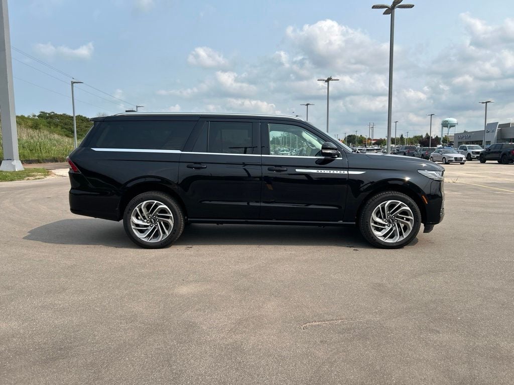 2026 Lincoln Navigator L Reserve