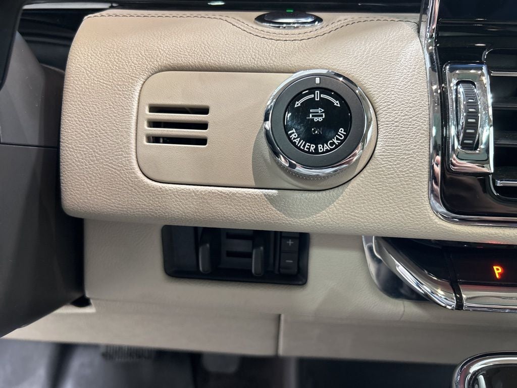 2021 Lincoln Navigator L Reserve