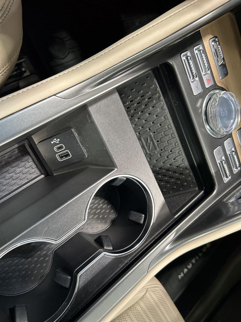 2024 Lincoln Nautilus Reserve