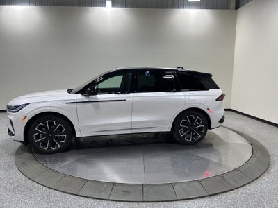 2024 Lincoln Nautilus Reserve