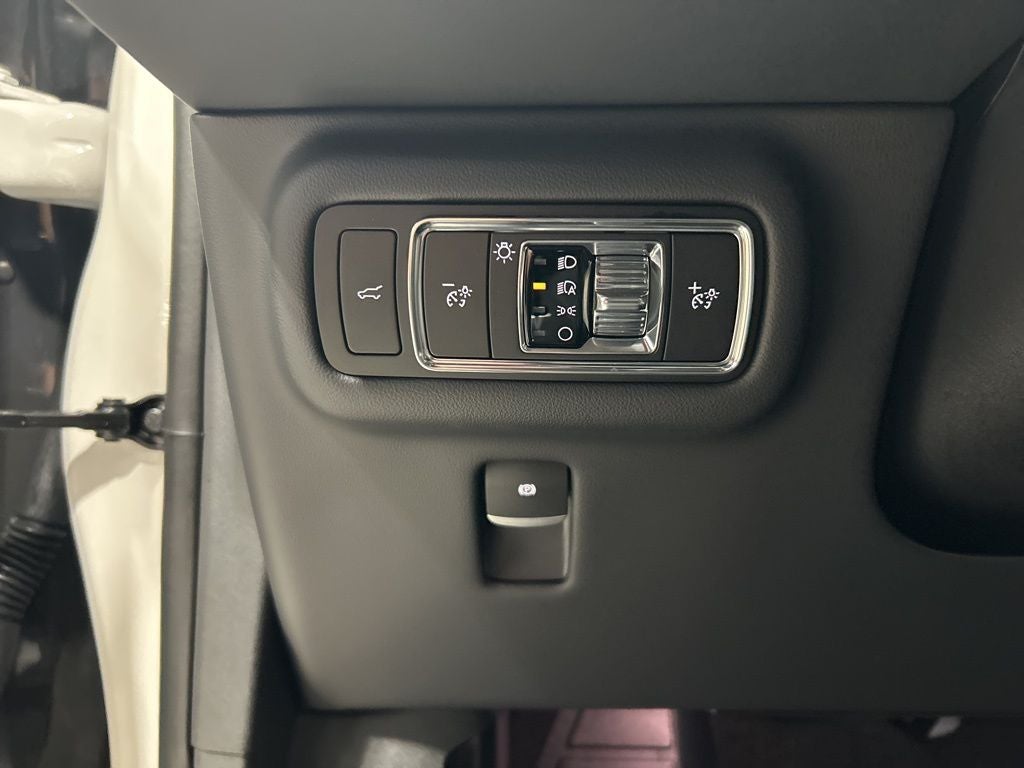 2025 Lincoln Nautilus Reserve