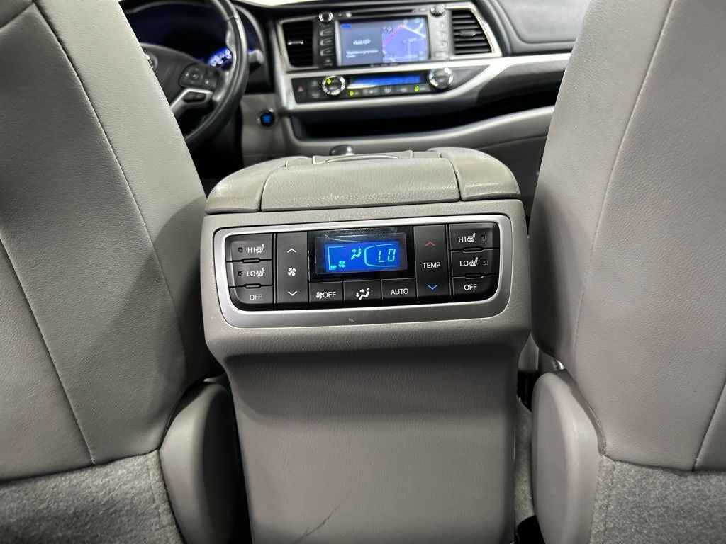 2018 Toyota Highlander Limited Platinum