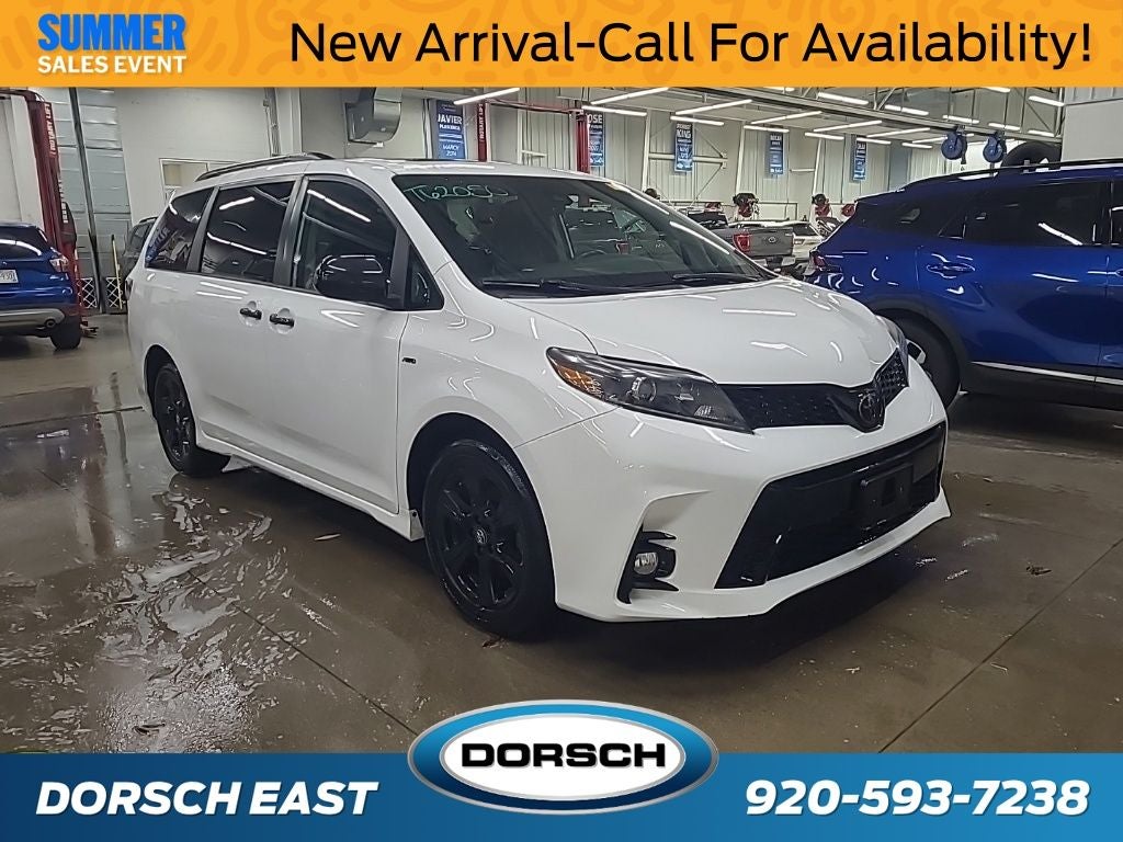 2020 Toyota Sienna SE 7 Passenger