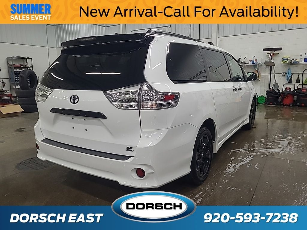 2020 Toyota Sienna SE 7 Passenger