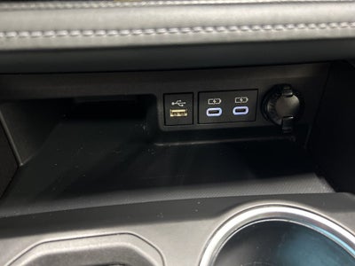 2024 Toyota Highlander Hybrid XLE