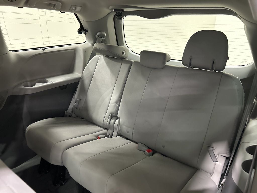 2020 Toyota Sienna XLE