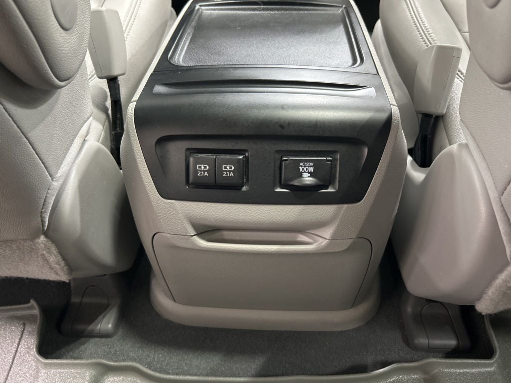2020 Toyota Sienna XLE 8 Passenger