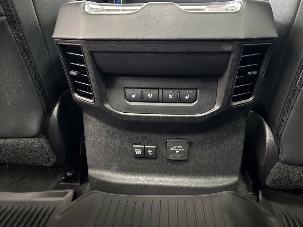 2022 Toyota Tundra Platinum
