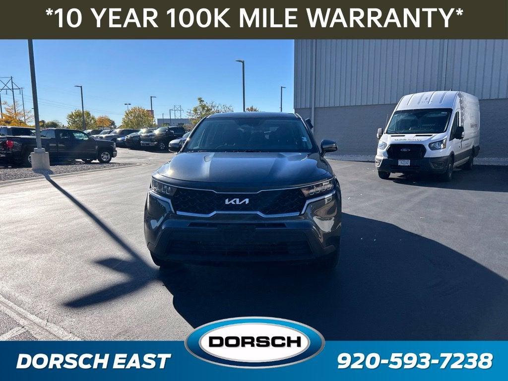 2022 Kia Sorento LX