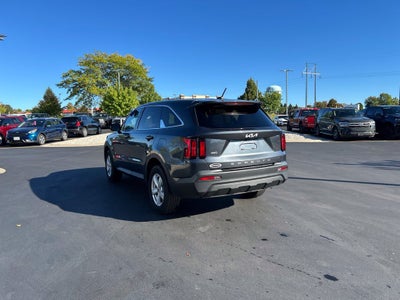 2022 Kia Sorento LX