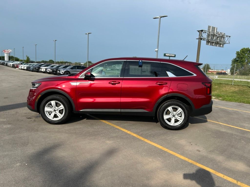 2023 Kia Sorento LX