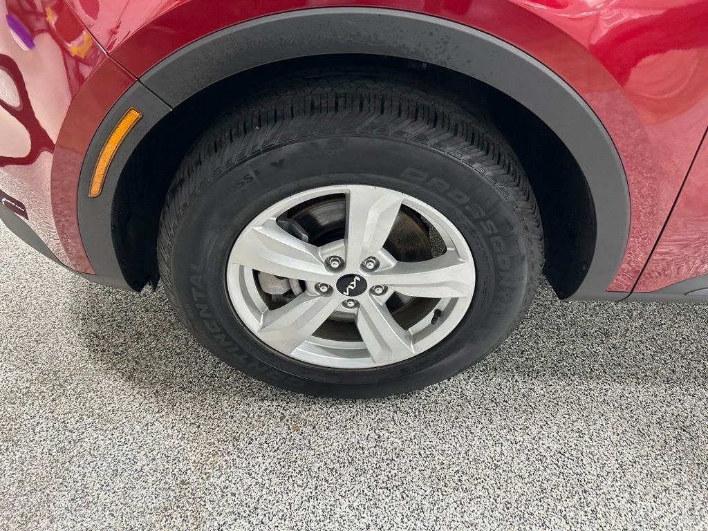 2023 Kia Sorento LX