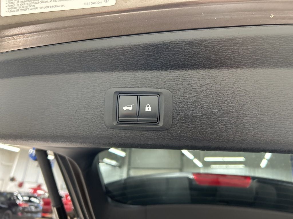 2023 Mitsubishi Outlander PHEV Base