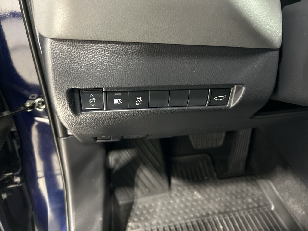 2022 Toyota Venza LE